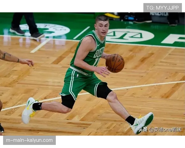 普里查德29+9+5助绿军 伤兵满营仍显阵容深度 普里查德29+9+5助绿军 伤兵满营仍显阵容深度